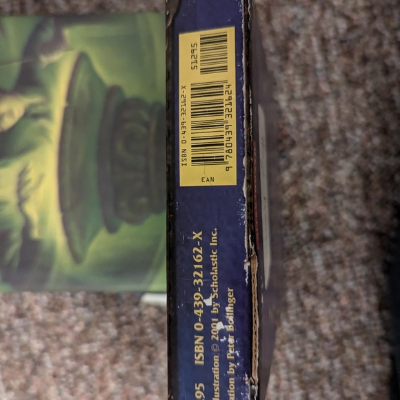 Harry Potter Book set of 2 - Quidditch & Fantastic Beasts - Picture 5 of 9